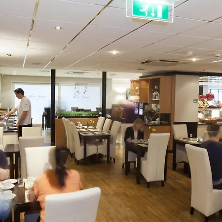 Walram Отель Валкенбург